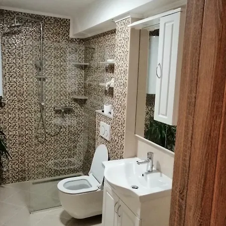 Olive Tree Apartments Tivat Exterior photo